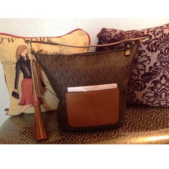 NWT Michael Kors Convertible Shoulder Bag MK Logo - Picture 8 of 11